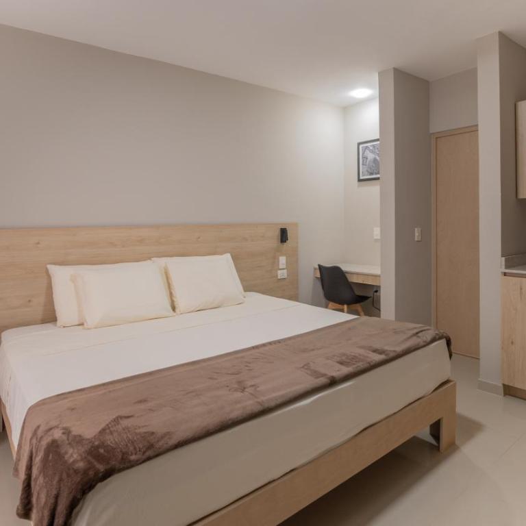 Hotel Puerta Gala 2903 - King Suite - 5