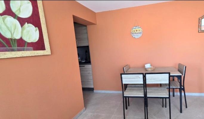 LE BARCARES Logement "Marenda" climatisé avec terrasse, plage à pied, place de parking - 4 personnes - Appartamento con 1 Camera da Letto e Balcone - 12