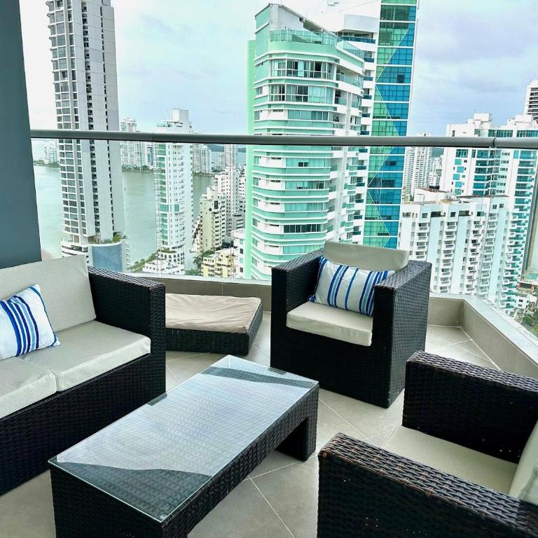 U-GO Murano Elite Building Bocagrande Oceanfront - Apartment with Balcony - 2