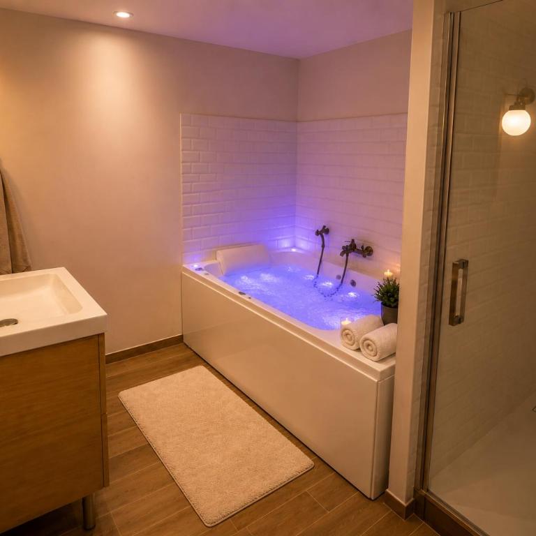 Eaux Spa - Chambre Double avec Baignoire Spa - 3