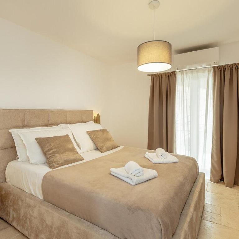 Lux Olive Garden Villa - Vila - 16