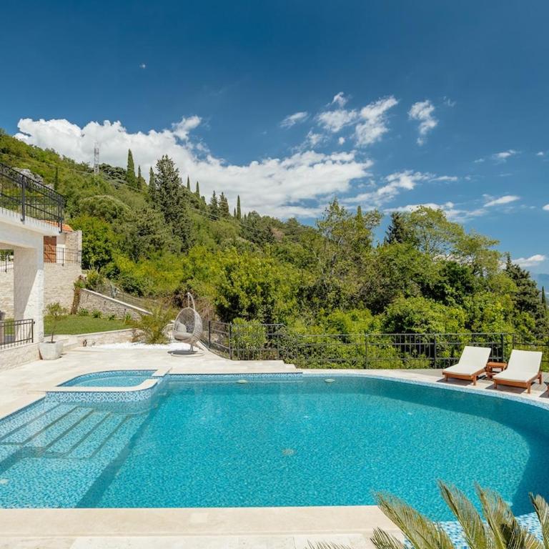 Lux Olive Garden Villa - Vila - 35