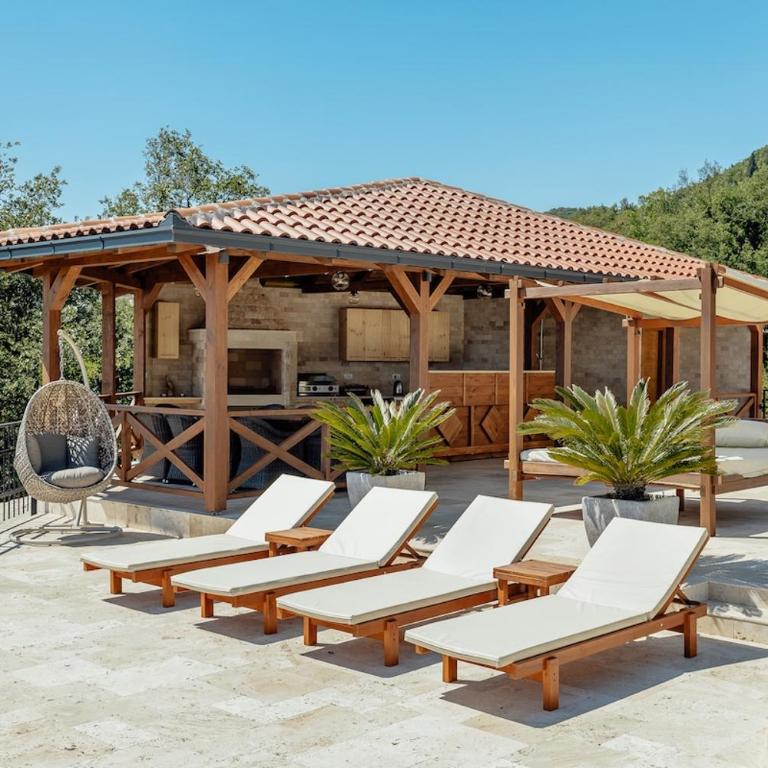Lux Olive Garden Villa - Vila - 48