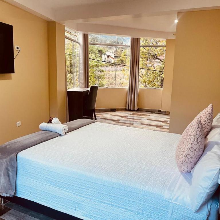 Apu Garden Lodge - Deluxe King Room - 3