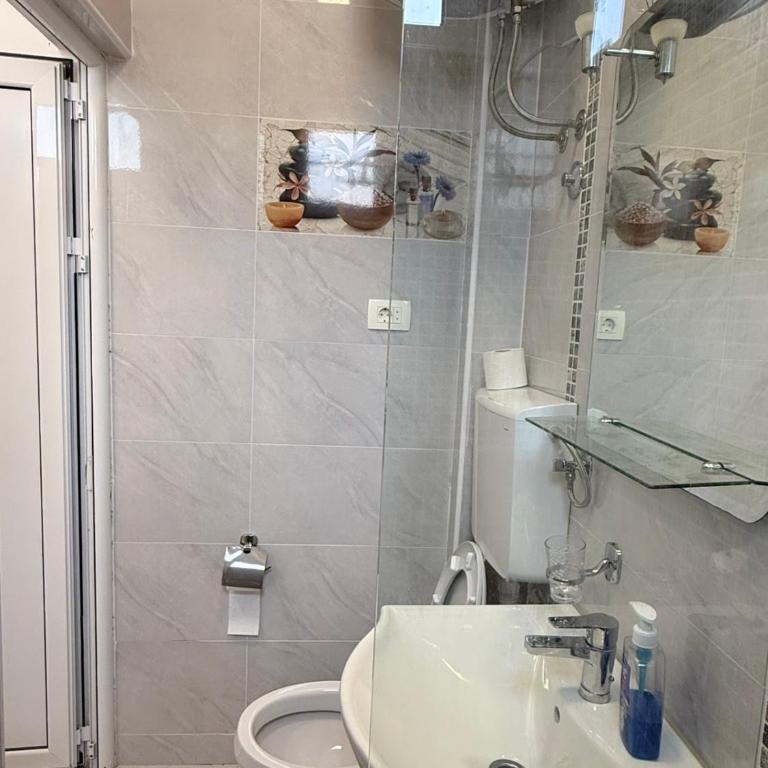 Apartmani PERICIC SUTOMORE NEW HOUSE - Studio avec Balcon - 8