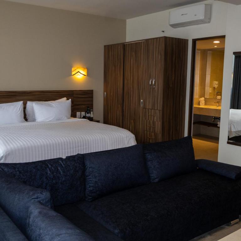 Hotel Crown Victoria - Junior Suite - 1
