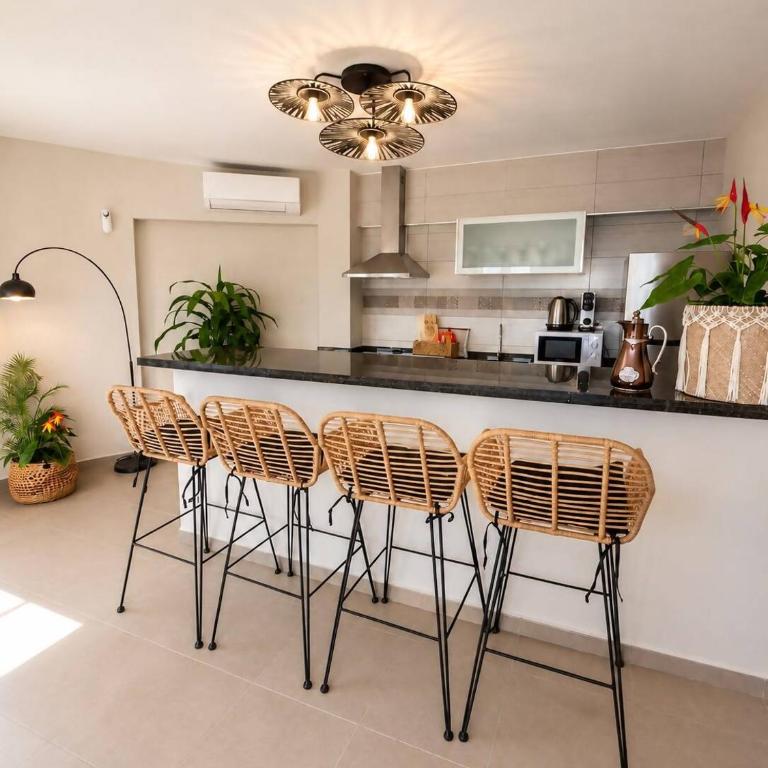 Luxury Villa with Mediterranean and Calpe City - Superior Villa - 24