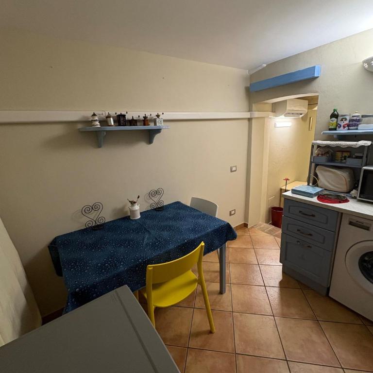Casa con patio, Alto Giardino - Apartamento de 1 dormitorio - 2