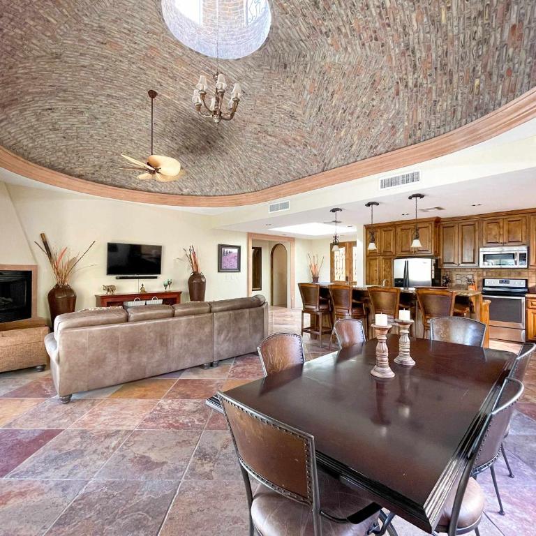 3BR Sandy Beach Villa Pools & Beach Access - Apartamento - 8