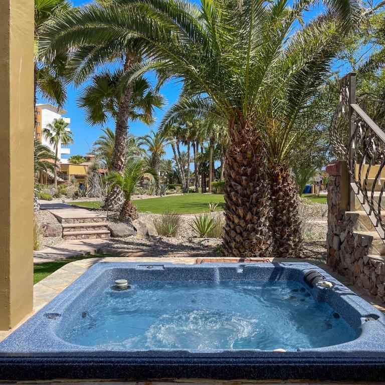 3BR Sandy Beach Villa Pools & Beach Access - Apartamento - 58