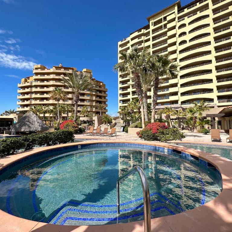 3BR Sandy Beach Villa Pools & Beach Access - Apartamento - 68