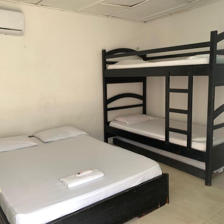 Habitaciones frente al mar , Paza Mary - Family Room - 1