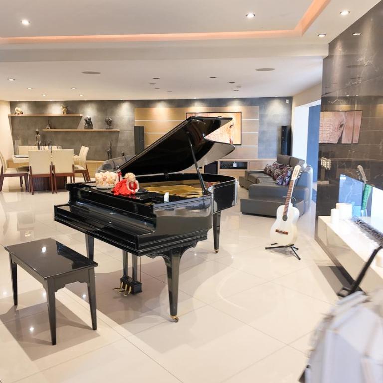 Luxurious House in Guadalajara Near Estadio Akron, Expo GDL - Villa - 11
