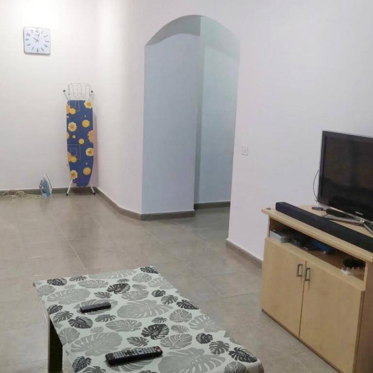 Los Cristianos Big Room with property bathroom in shared apartment - Habitación Individual con baño privado - 9