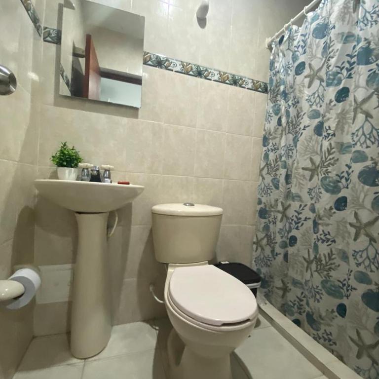 Shekinah House - Standard Double Room - 10