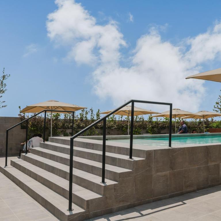 Chic Loft Near Roma Design, Comfort & Rooftop Pool - Apartamento - 19