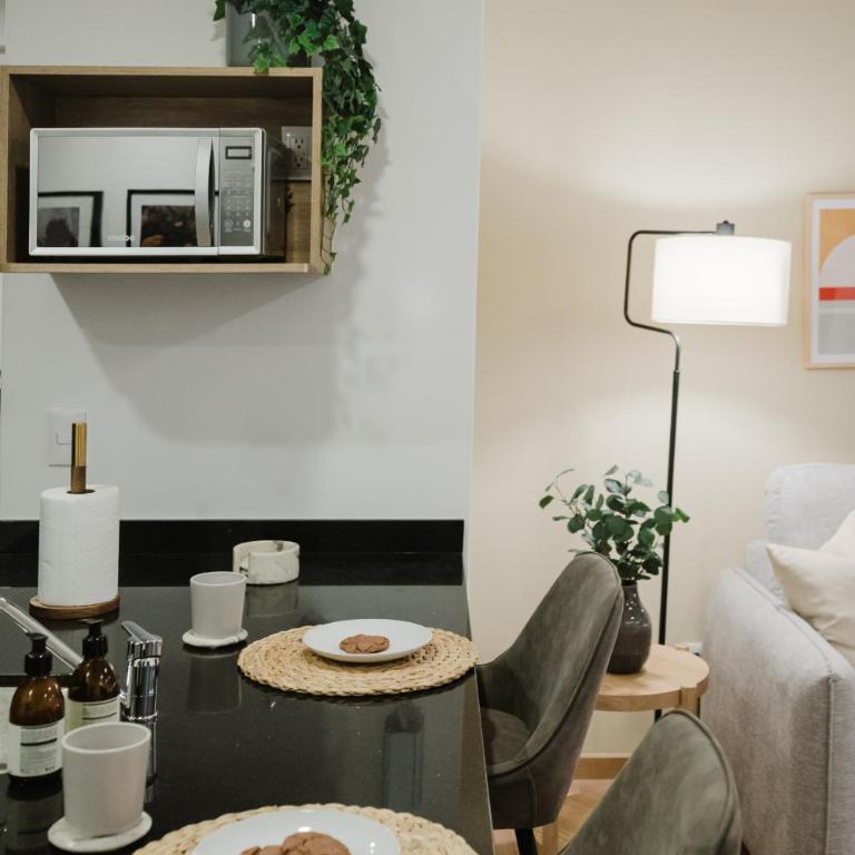 Chic Loft Near Roma Design, Comfort & Rooftop Pool - Apartamento - 9