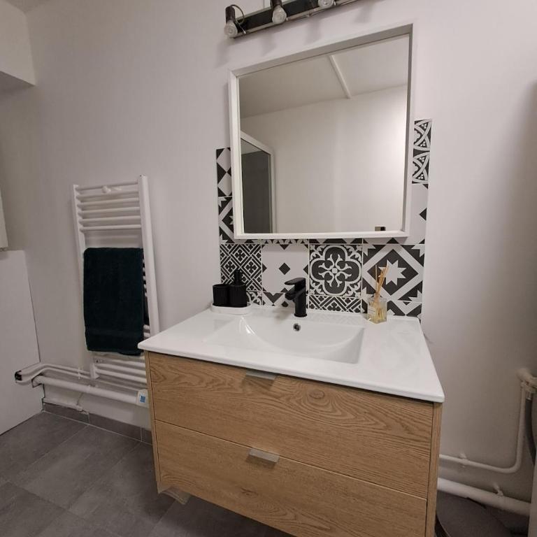 Apartment in Amiens - Near Parc de la Hotoie - Appartement 3 Chambres - 20