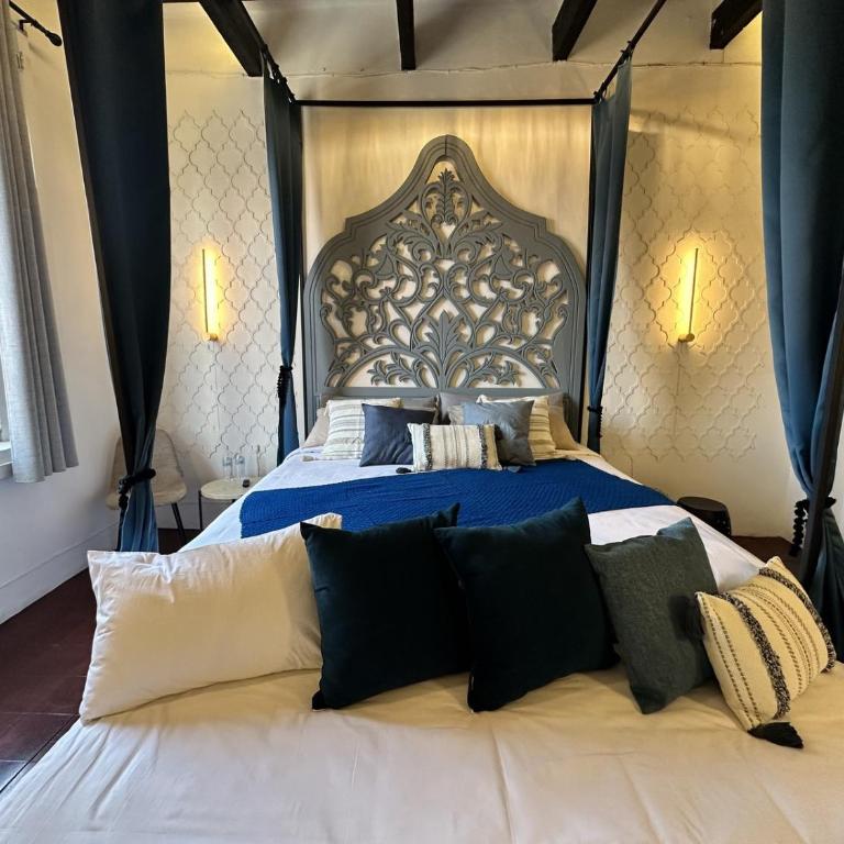Casa Fiori Hotel SPA San Miguel de Allende - Superior Suite mit Kingsize-Bett - 3