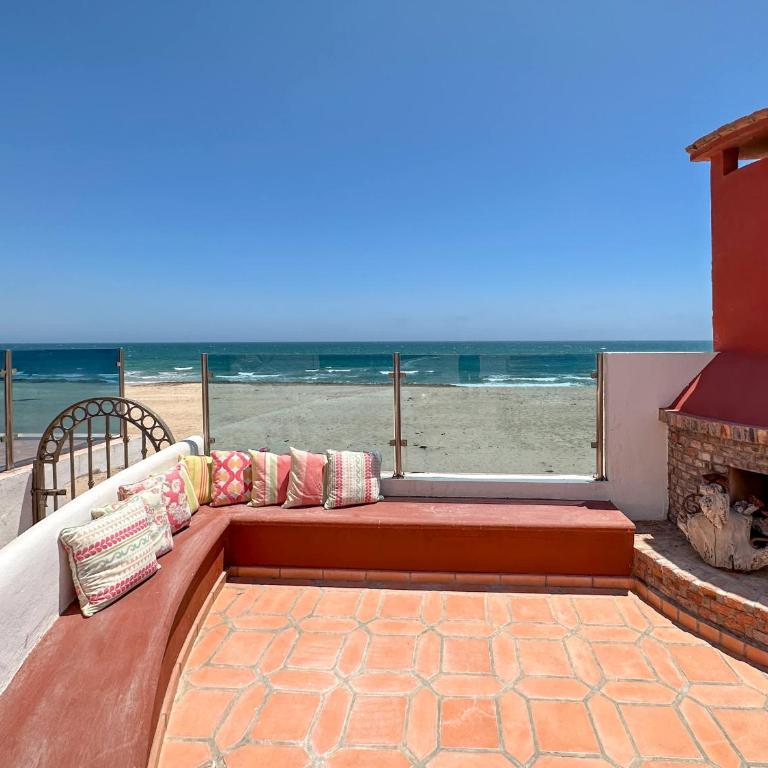 Your Beachfront Escape Close to Everything - Casa - 42