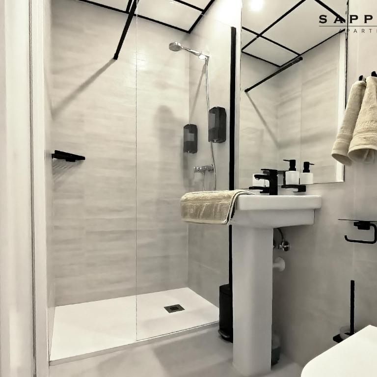 SAPPHIRE APARTMENTS Sea View Torre del Mar - Appartamento con 2 Camere da Letto - 40