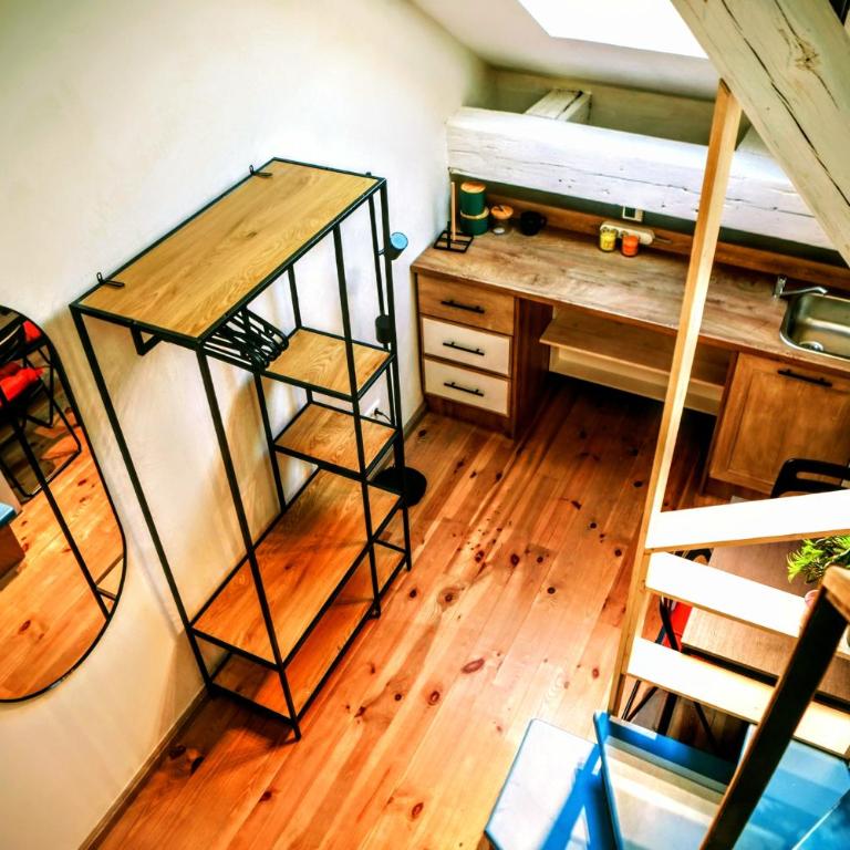 Old Port Riverside Apartments&Lofts in City Center - Loft - 16