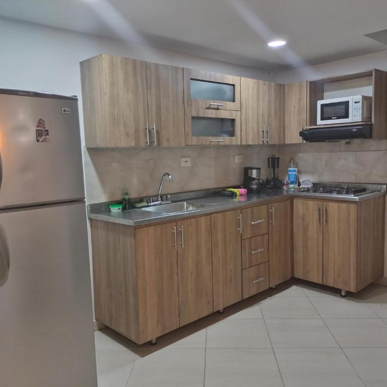 Ubicación top 100 m2, balcón, wifi, 3 camas 202 - Apartment with Mountain View - 7