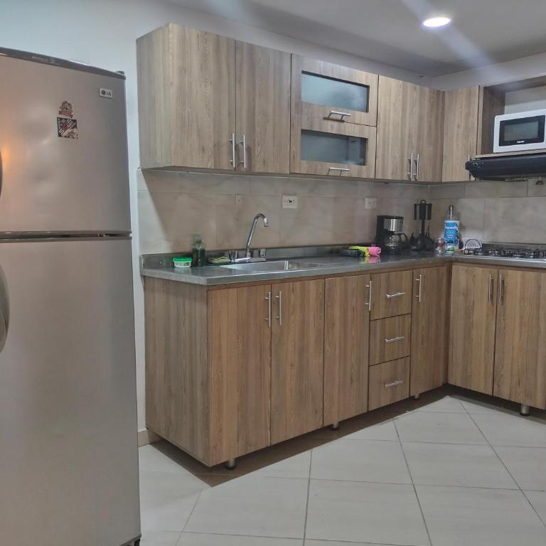 Ubicación top 100 m2, balcón, wifi, 3 camas 202 - Apartment with Mountain View - 17