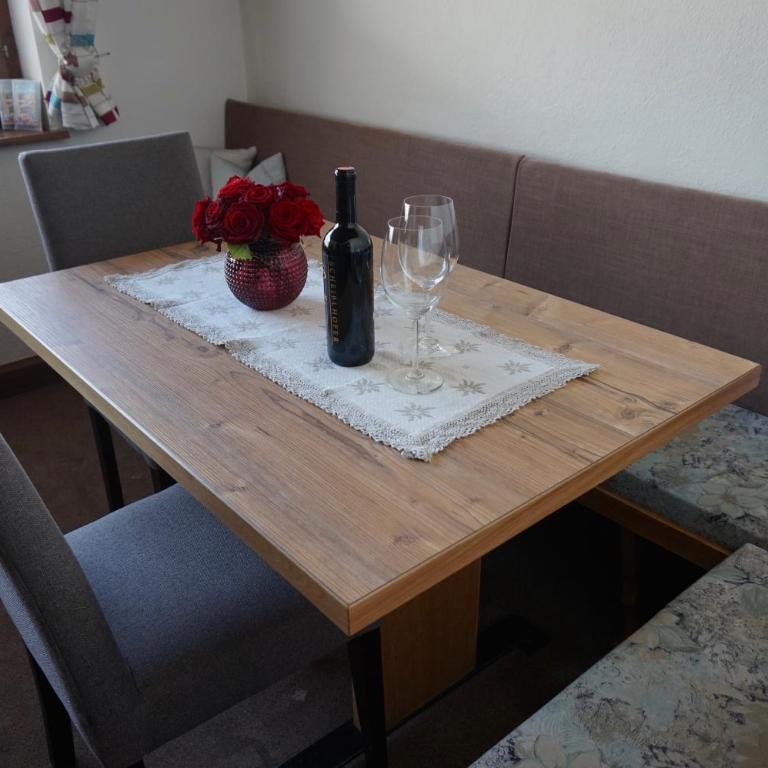 Apart Landhaus Zangerl - Apartment mit 2 Schlafzimmern und Balkon - 2