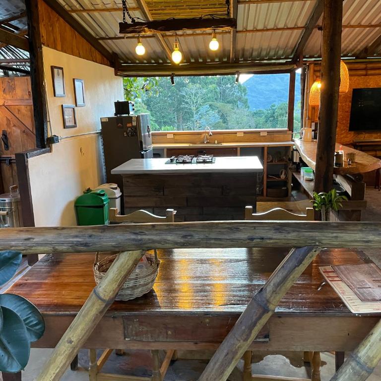 Cabin near the waterfall of love WiFi Jacuzzi - One-Bedroom House - 3
