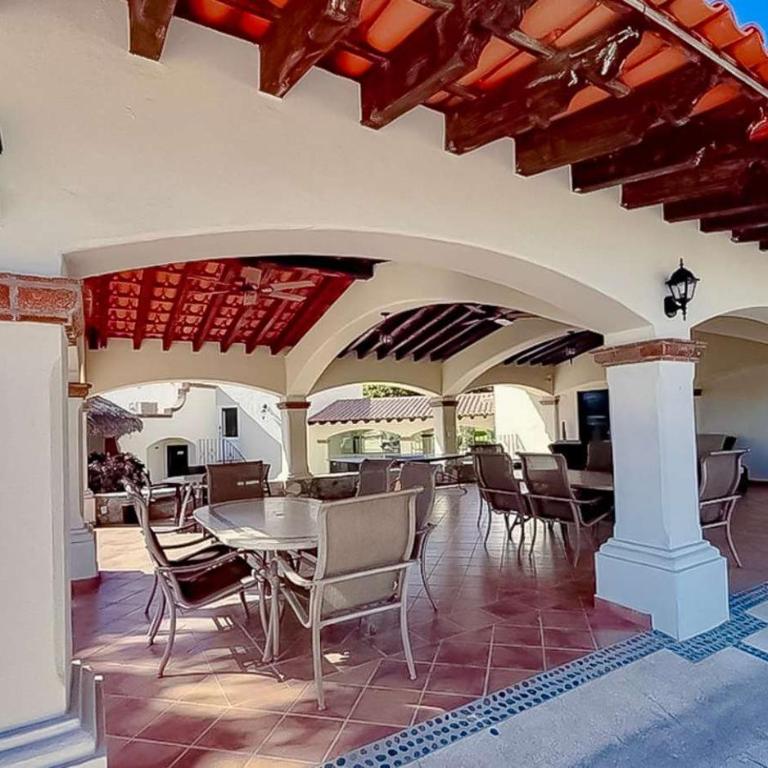 Private Terrace with Views, Pool & Gym Access - Apartamento - 29