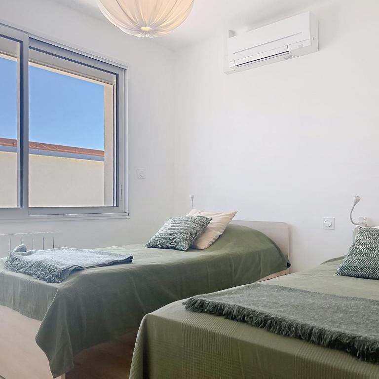 Palavas: Appart rénové F3 climatisé avec parking, 1ère ligne, accès plage, idéal pour 4 pers. - Appartement 2 Chambres - 13