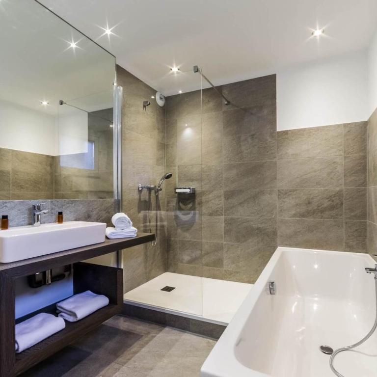 Chalet pour 8 pers, proche du centre - Val-d'Isère - FR-1-518-175 - Apartment - 9
