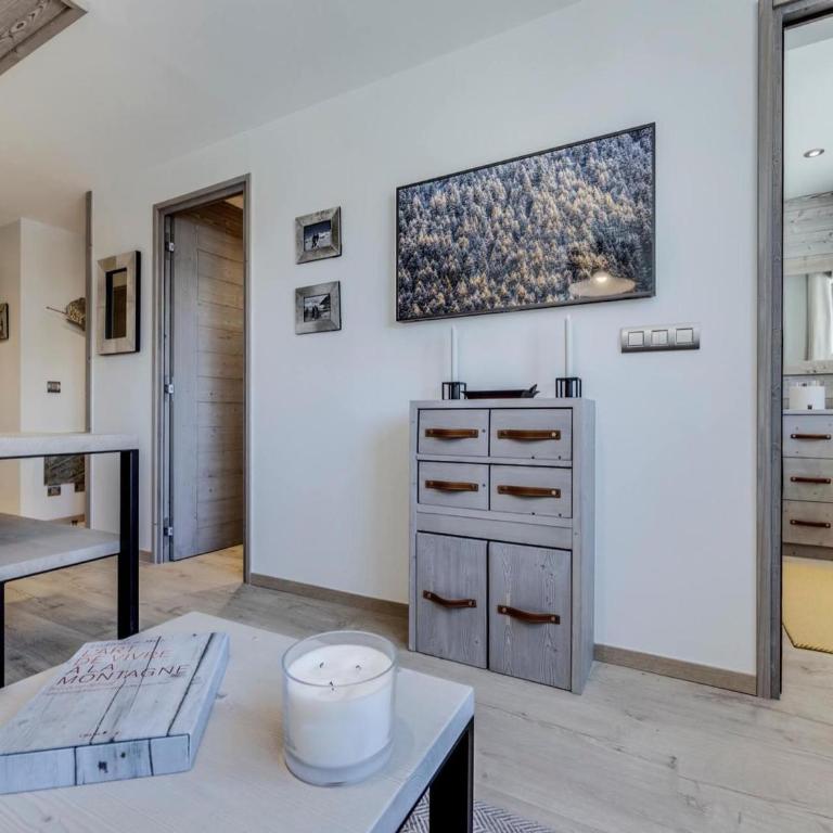 Appartement moderne - 4 pers. - FR-1-518-195 - Apartment - 2
