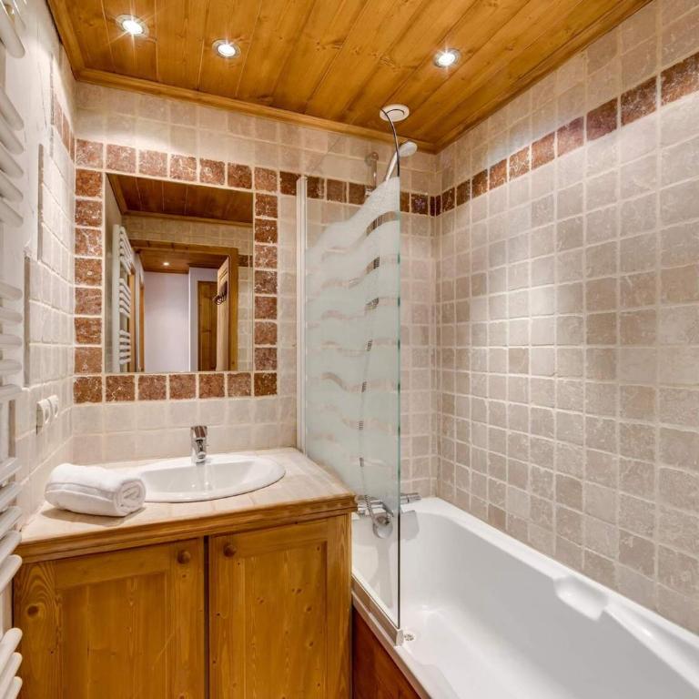 Appartement lumineux avec parking - 4 pers. - FR-1-518-203 - Appartement - 8