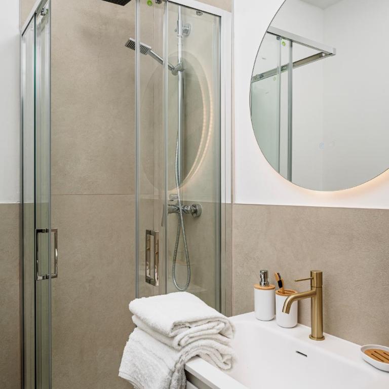 Studio confortevole Self check-in e collegamenti - Appartamento con 1 Camera da Letto - 10