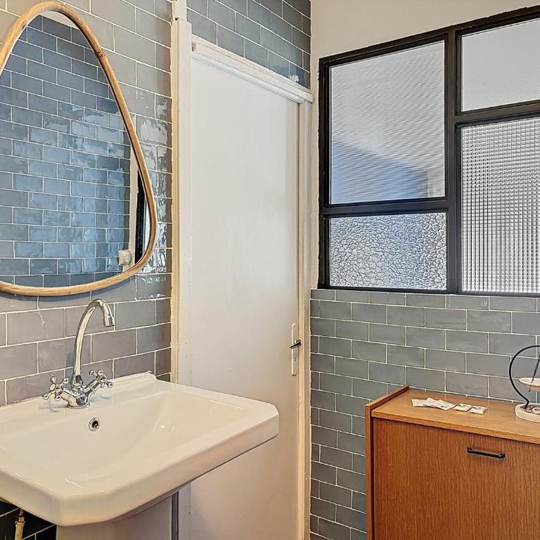 Downtown - Comfortable - Balcony - Bright - Apartment mit 1 Schlafzimmer - 2