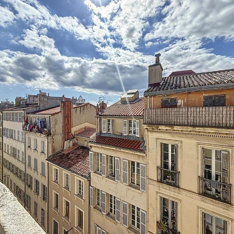 Downtown - Comfortable - Balcony - Bright - Apartment mit 1 Schlafzimmer - 3