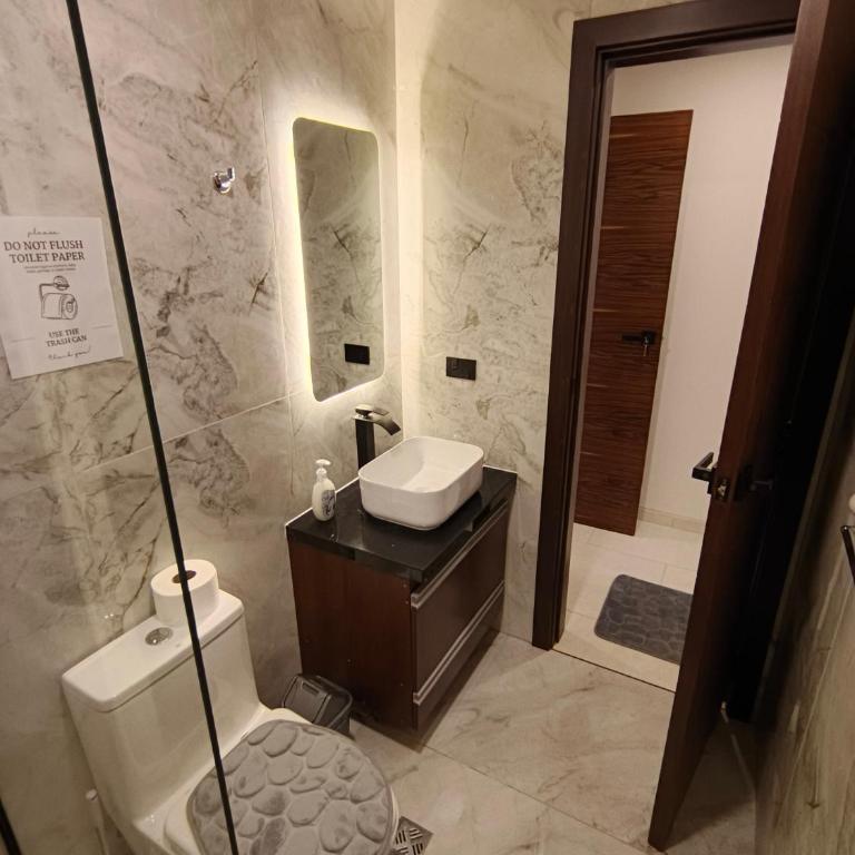 Exclusivos deptos cerca de La Clínica de las Américas - Apartamento de 1 dormitorio - 6