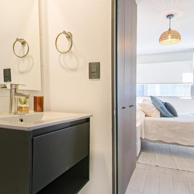 Metro Moneda Paseo Bulnes Centro Full AC TV WIFI6 - Apartamento Estándar de 1 dormitorio - 16