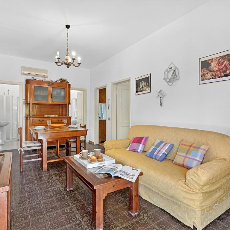 Casa Colombo with Garden In Forte Dei Marmi - Happy Rentals - Casa Vacanze - 18