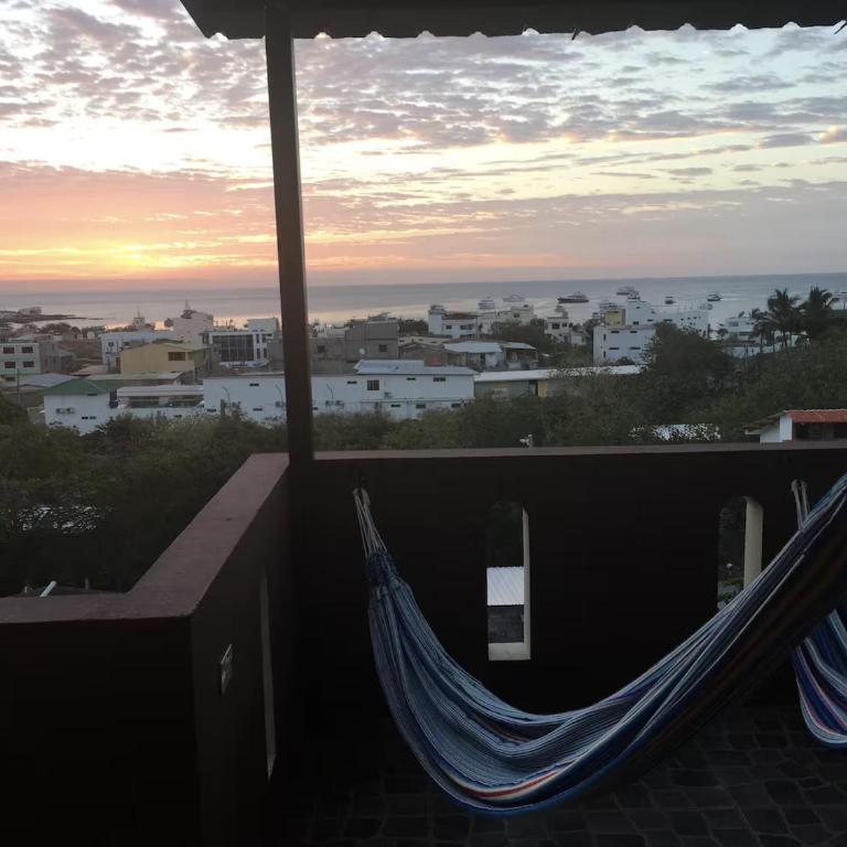 Stay With Islanders! - One-Bedroom Apartment with Balcony and Sea View - 19