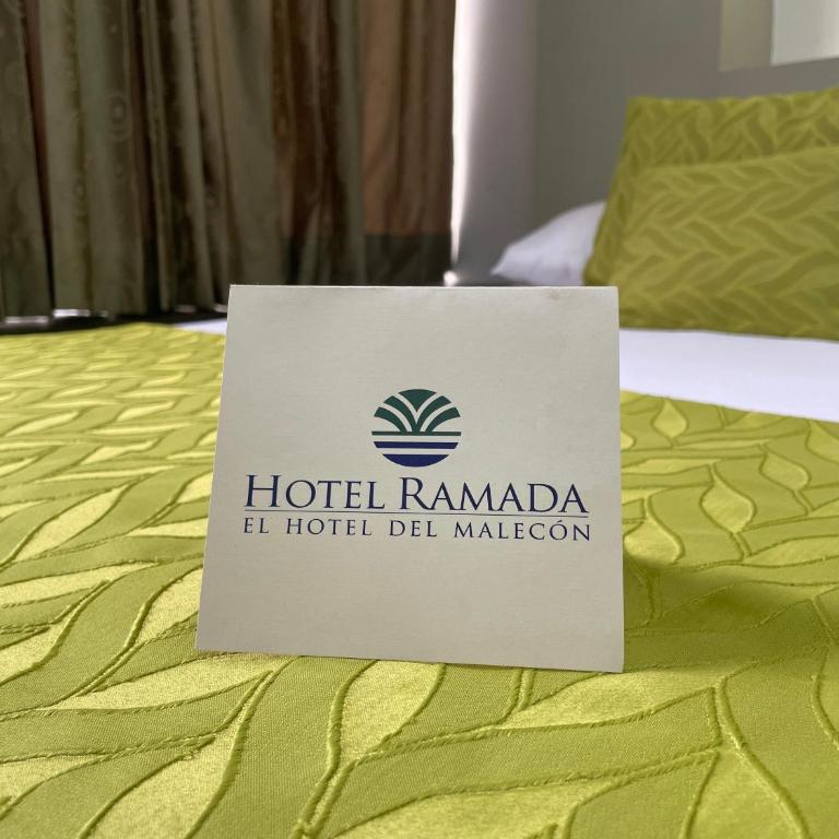 Hotel Ramada - Habitación Triple Superior - 4