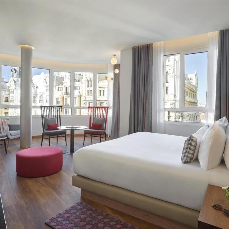 Hyatt Centric Gran Via Madrid - Junior Suite mit Blick auf die Gran Vía - 1