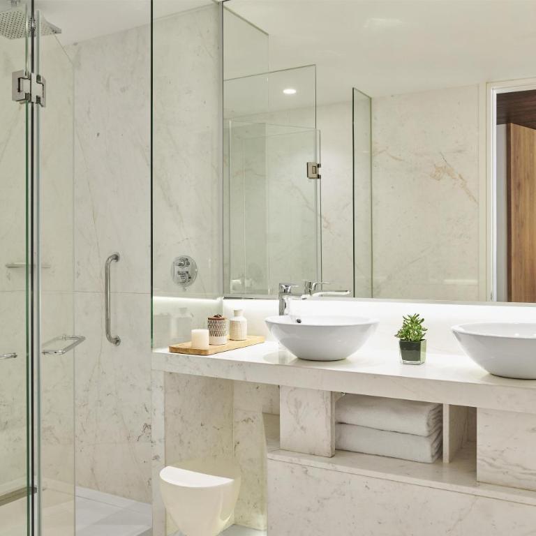 Hyatt Centric Gran Via Madrid - Junior Suite mit Blick auf die Gran Vía - 6