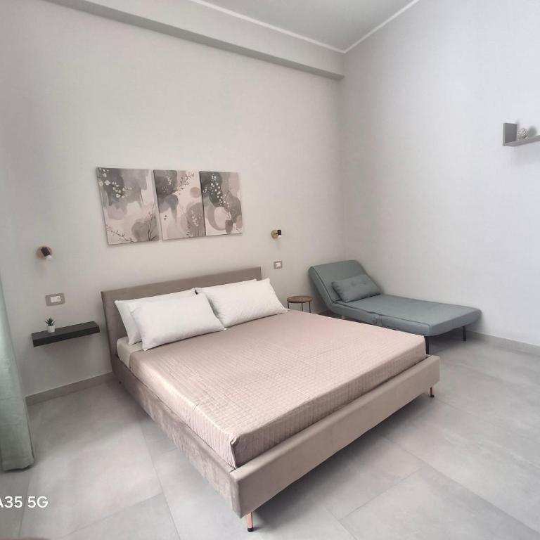 Naxos Haven - Double Room - 4