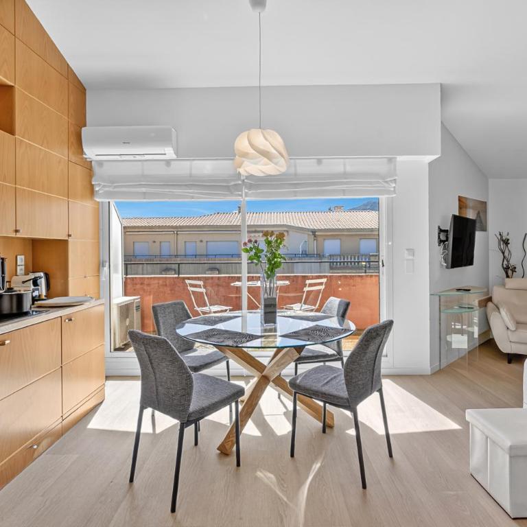 Last Floor Sea View At Victoria Palace - Happy Rentals - Appartement avec Terrasse - 4