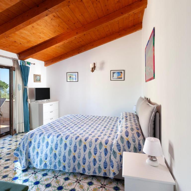 Gaiano Apt - Three-Bedroom Apartment with Terrace and Sea View - 12