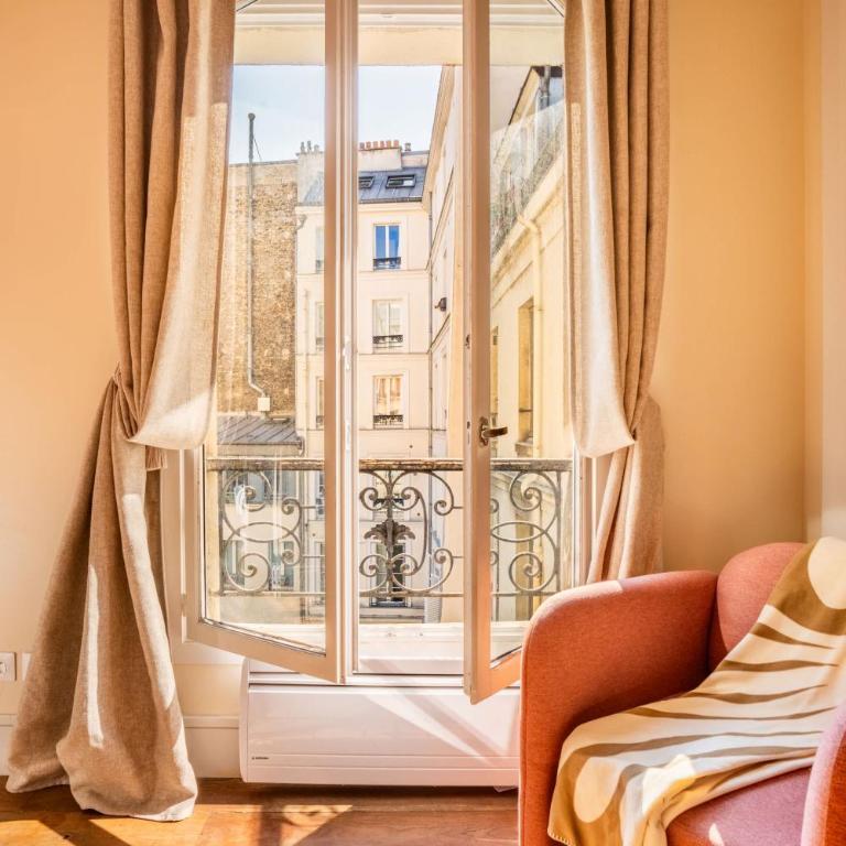 Le Marais - Les Halles Colorful & Modern 3BD - Apartment - 14