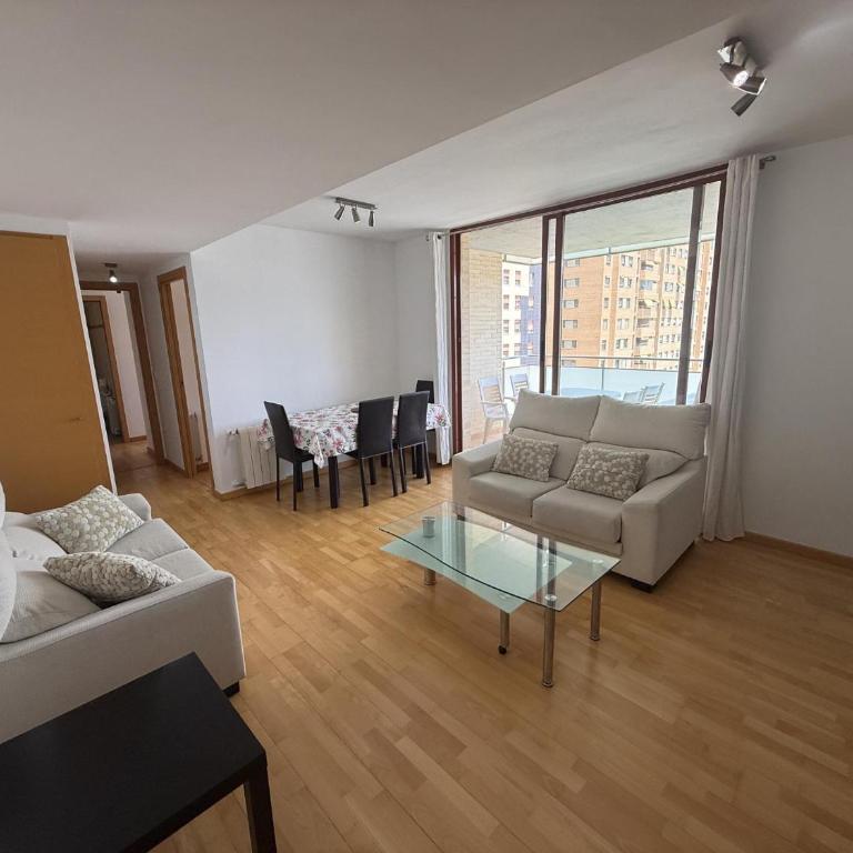 Apartamento con piscina, gimnasio y parking en Alicante by Turihome - Apartment - 7